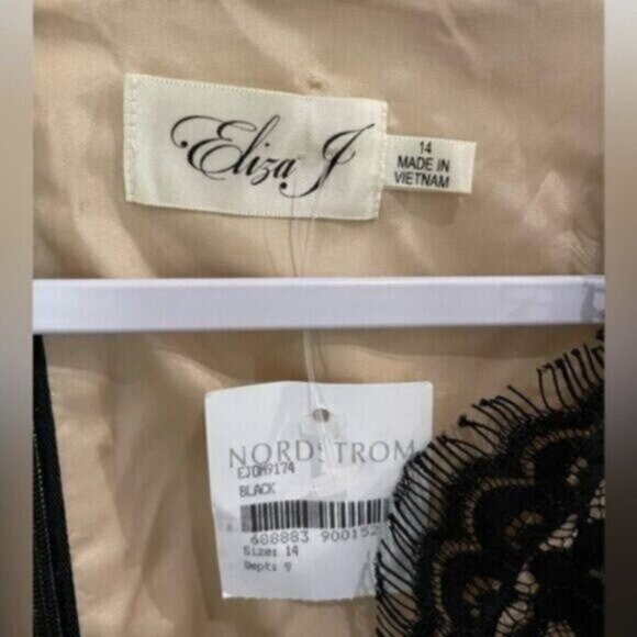 New Eliza J Lace Black Dress Mod Feminine Fit And Flare Pockets Whimsigoth - Picture 5 of 8